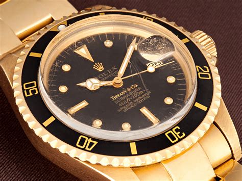 gold submariner for sale.